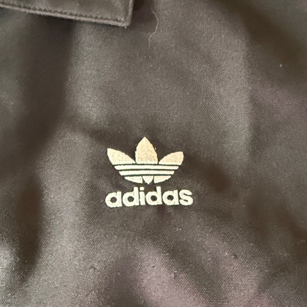 adidas Originals Black Coaches Windbreaker with White Three-Stripes - Picture 7 of 9